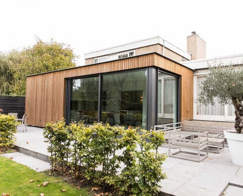 Uitbouw / verbouwing van een bungalow in Haastrecht